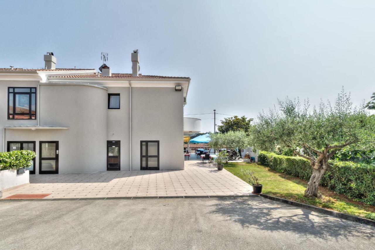 Apartments El Faro Savudrija Extérieur photo